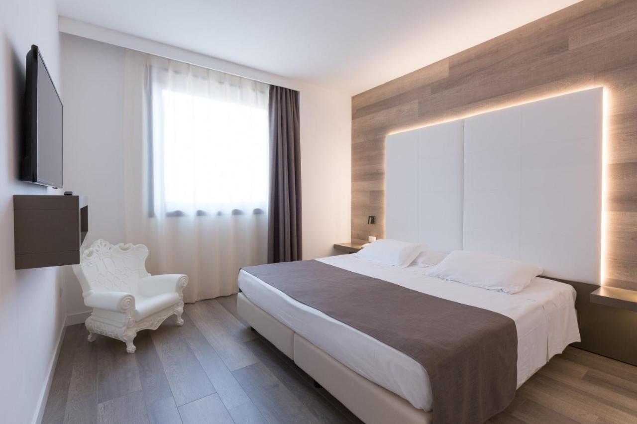 City Hotel & Suites Фоліньо Екстер'єр фото